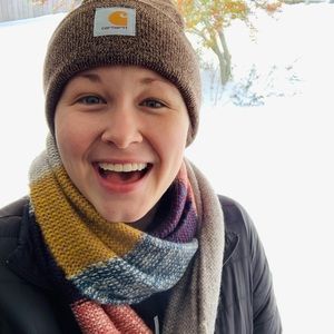 Meet your Posher, Kayla